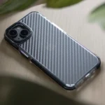 Μαύρη θήκη Acrylic Carbon TFO για iPhone 16e και 17e με προστασία και στυλ