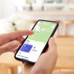 SBS Track My Circle Locator σε λευκό χρώμα, συμβατό με την εφαρμογή Apple Find My για εύρεση αντικειμένων.