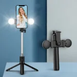 Hurtel Selfie Stick WR1YXS τρίποδο 0.71m με ενσωματωμένο δακτύλιο φωτισμού σε μαύρο χρώμα.