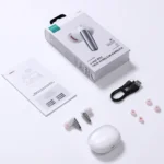 Λευκά ασύρματα ακουστικά Joyroom Jbuds JR-BB1 TWS Bluetooth με τη θήκη φόρτισης.