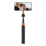 Tech-Protect L10S Bluetooth selfie stick και τρίποδο σε μαύρο-πορτοκαλί χρώμα για κινητά.
