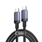 Μαύρο καλώδιο Ugreen USB-C σε USB-C 100W 5A 1m για γρήγορη φόρτιση και μεταφορά δεδομένων.