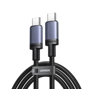 Μαύρο καλώδιο Ugreen USB-C σε USB-C 100W 5A 1m για γρήγορη φόρτιση και μεταφορά δεδομένων.