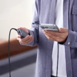 Καλώδιο Ugreen USB-C σε USB-C 100W 5A 1m σε μαύρο χρώμα για γρήγορη φόρτιση.